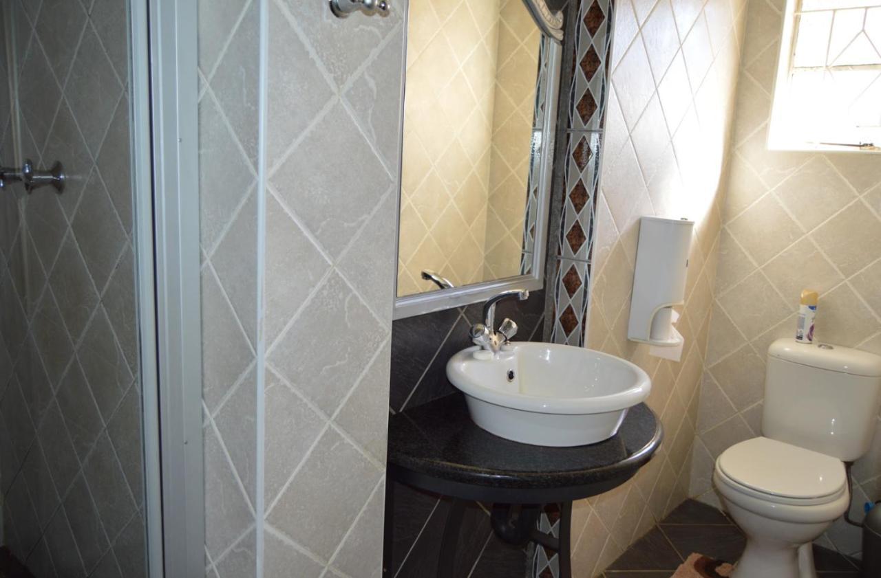 House Ebony B&B ニューカッスル エクステリア 写真
