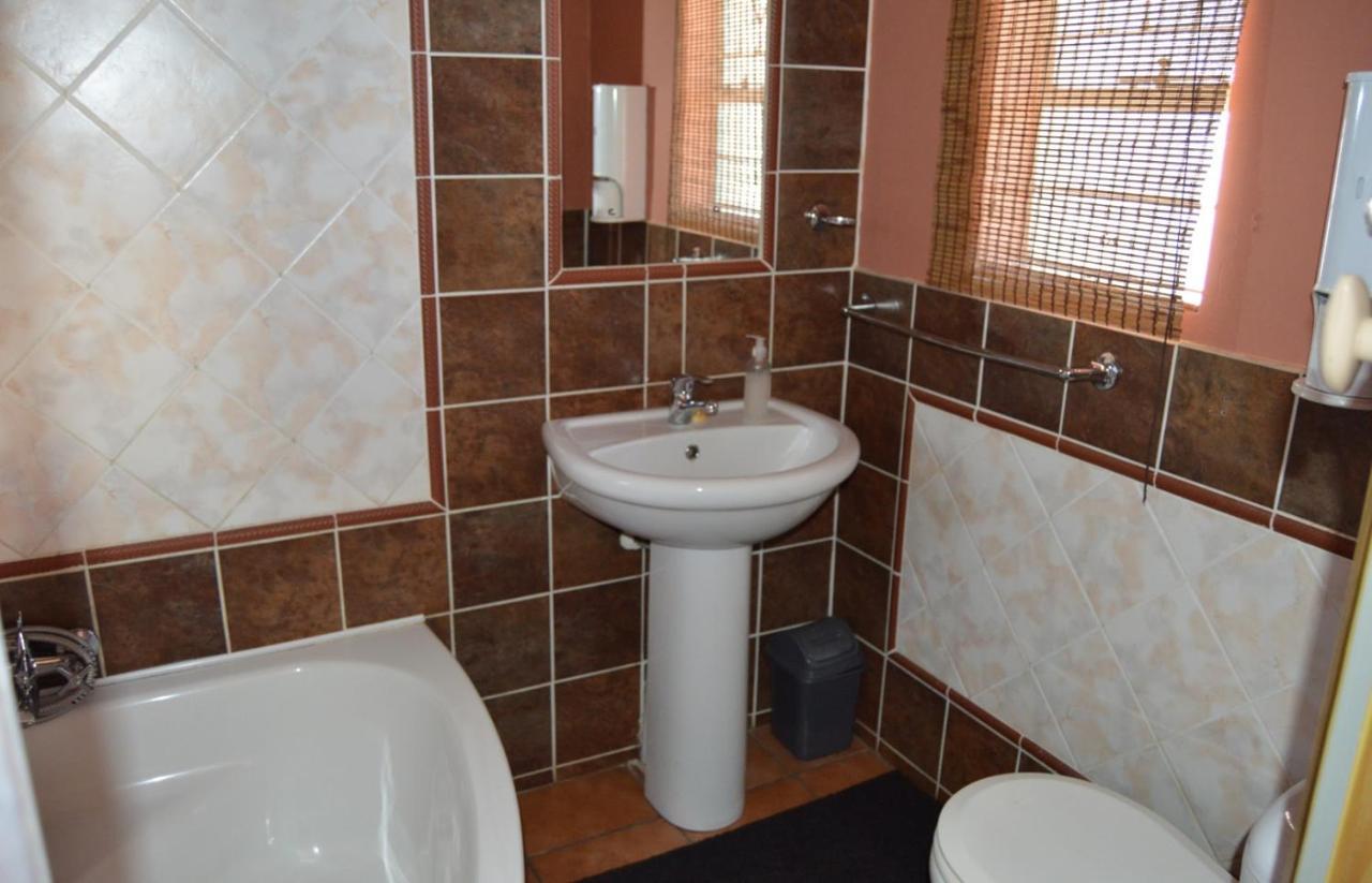 House Ebony B&B ニューカッスル エクステリア 写真